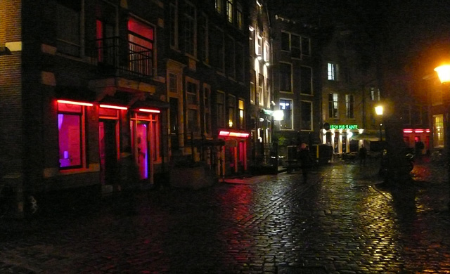 Амстердам. Улица крассных фонарей