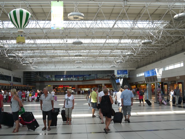 Аэропорт Антальи