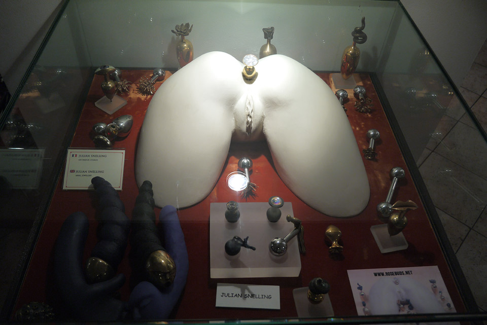 Эротический музей в Париже