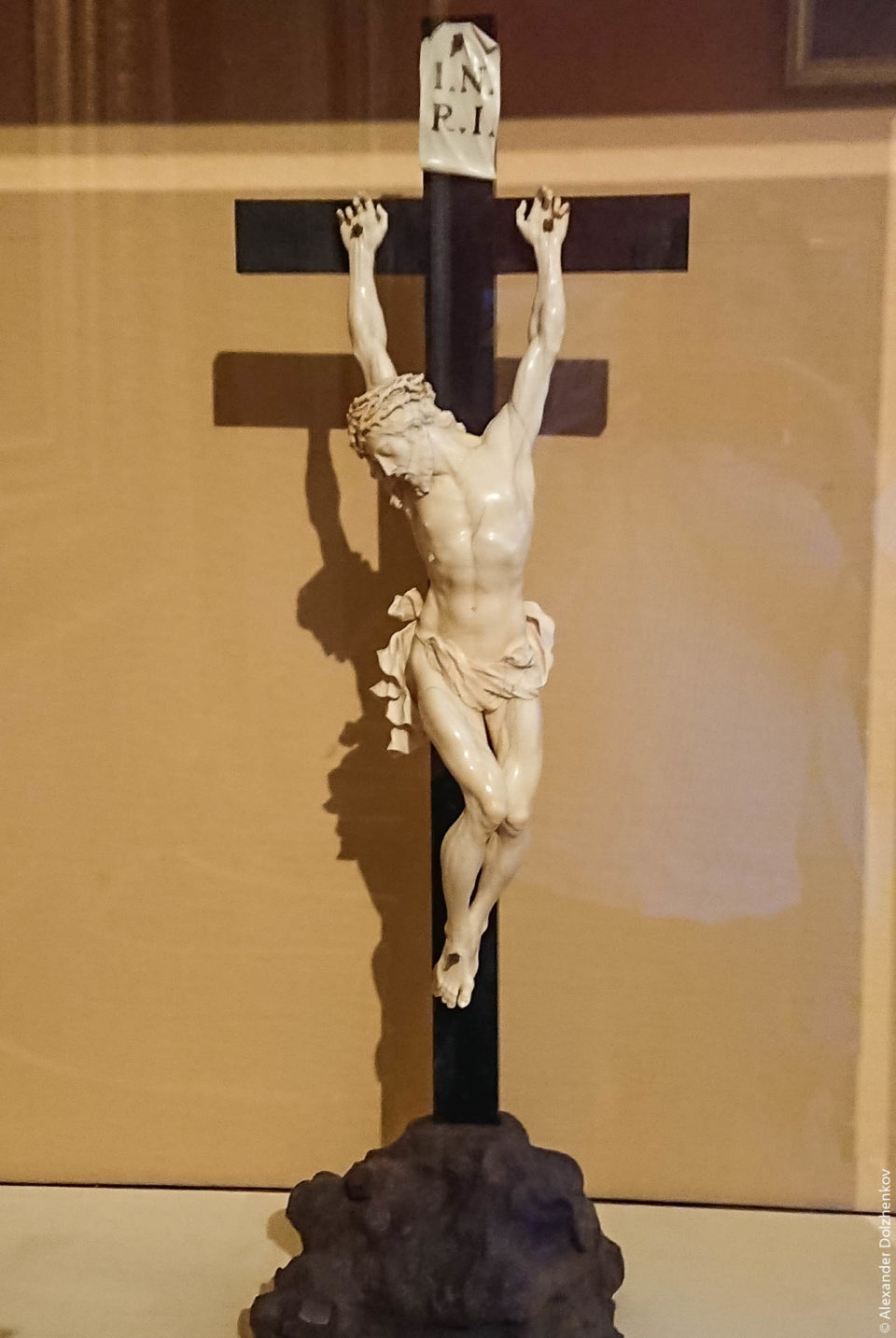 Иисус на кресте