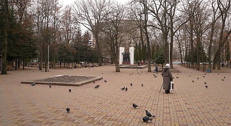 Бабушка и голуби