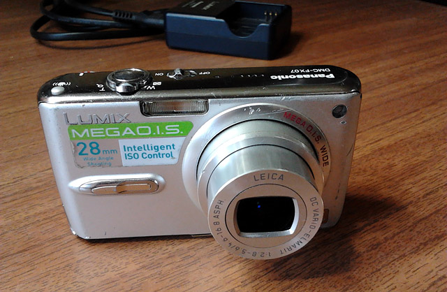Lumix DMC-FX07