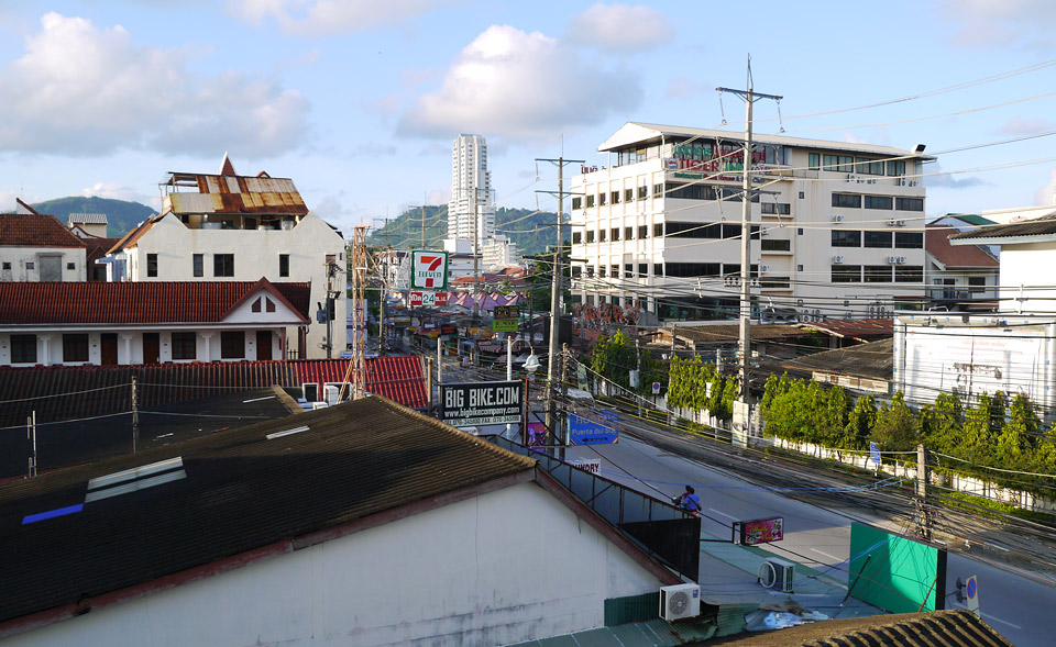 Patong SUB Inn