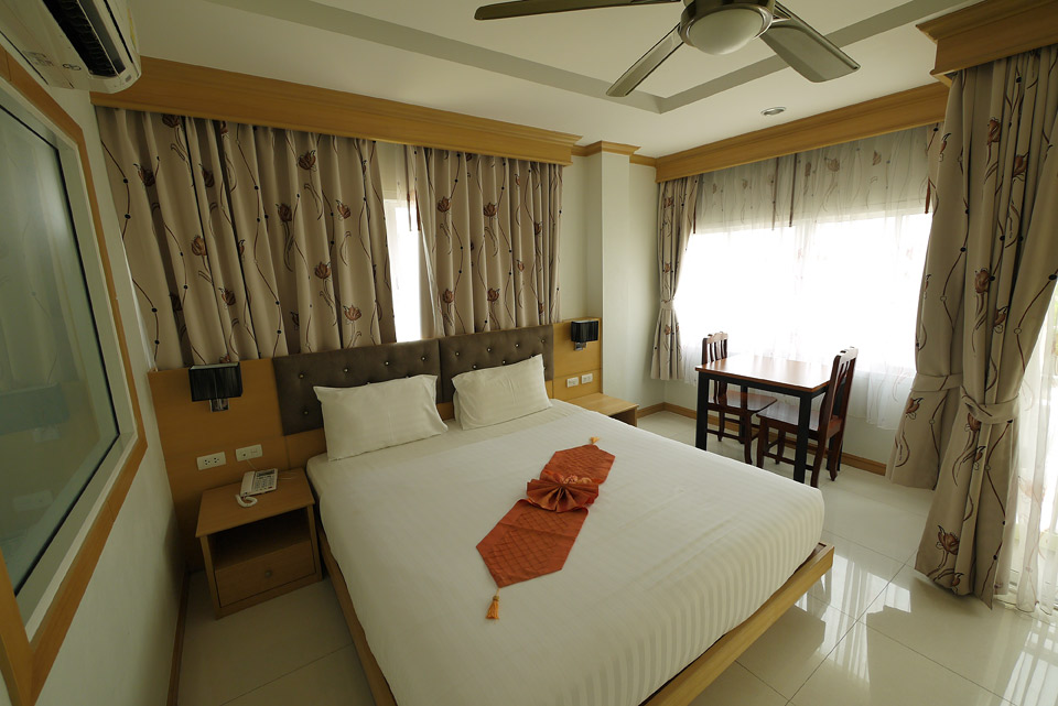 Green Harbor Hotel & Service Apartment