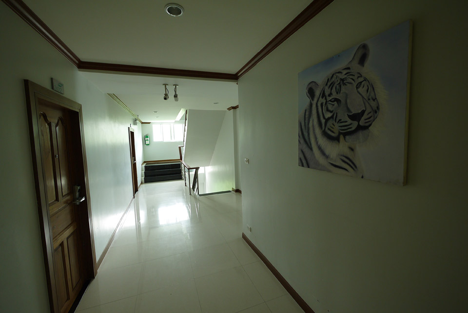 Green Harbor Hotel & Service Apartment