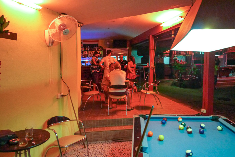 Home Bar, остров Чанг