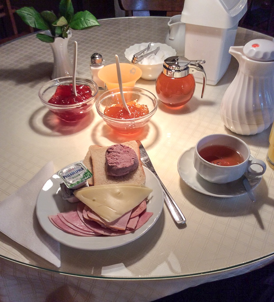 Hotel Pacific