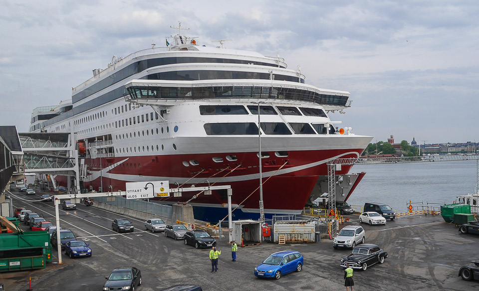Паромы Viking Line