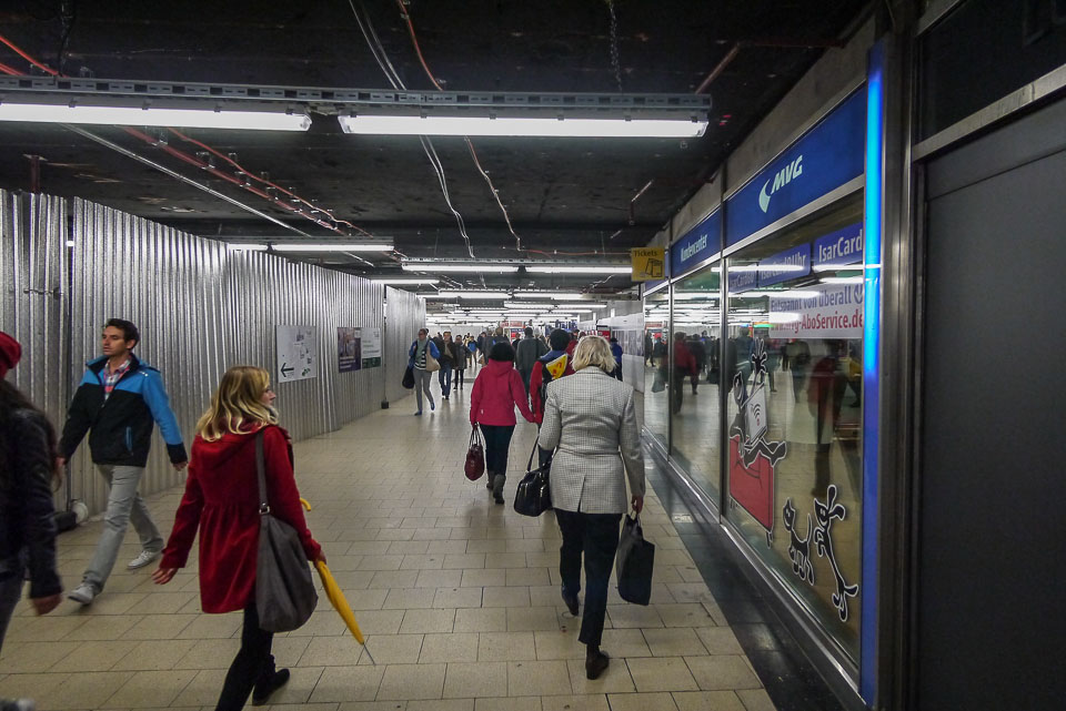 Метро в Мюнхене. Из аэропорта в город и обратно