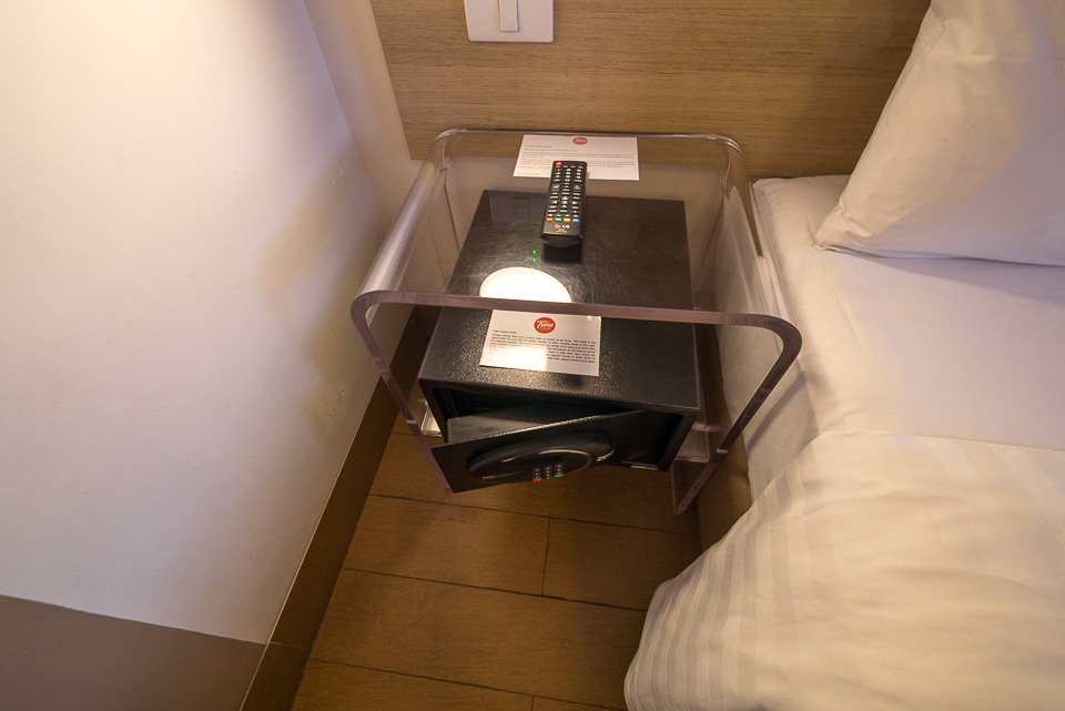 Tune Hotel, Манила