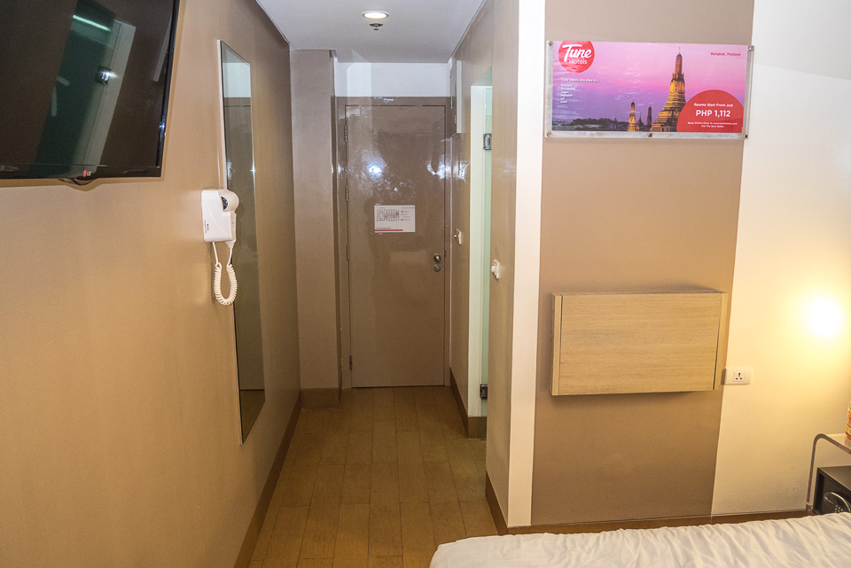 Tune Hotel, Манила
