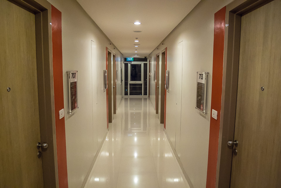Tune Hotel, Манила