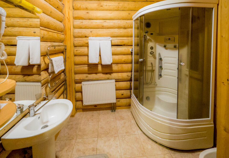 Ванная. Эко-Отель Skazka Lodge