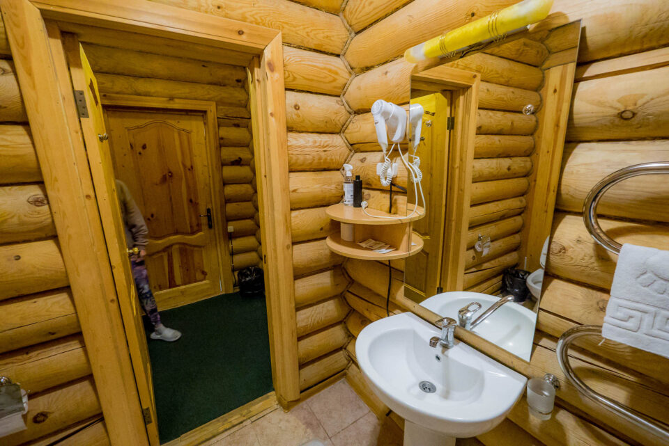 Ванная. Эко-Отель Skazka Lodge